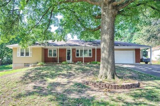 807 NE 60th Terrace, Kansas City, MO 64118