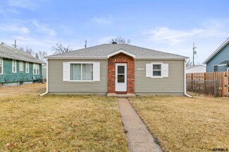 2503 Van Buren St, Bellevue, NE 68005