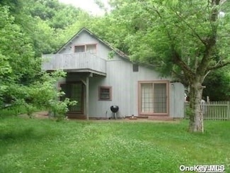 7 Prairie Ln, Brookhaven, NY 11719