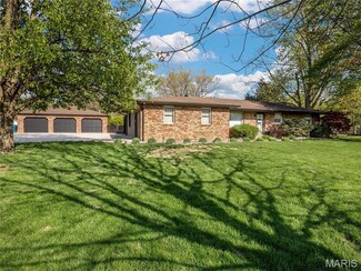 32 Rickhaven Dr, Collinsville, IL 62234