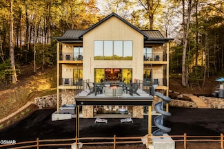 2934 Kettle Creek Way, Pittman Center, TN 37876