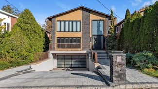 29-41 218th St, Flushing, NY 11360