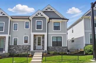 9324 Old Plainfield Rd, Blue Ash, OH 45236