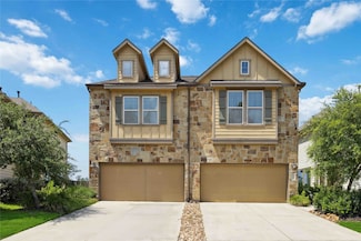 323 Biltmore Loop, Montgomery, TX 77316