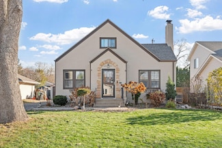 6915 12th Ave S, Richfield, MN 55423