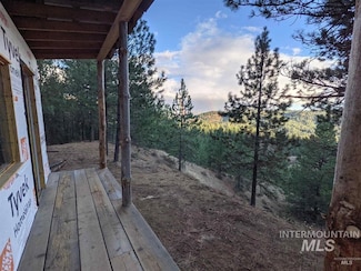 10 Sperry Lode Loop Rd, Boise, ID 83716