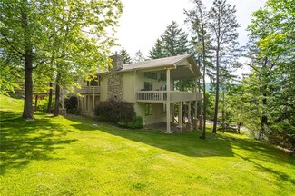 12 Spy Glass Hill, Canandaigua, NY 14424
