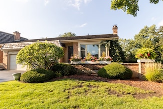 19W078 Avenue Normandy N Unit 6, Oak Brook, IL 60523