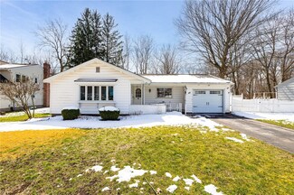 49 Kernwood Dr, Rochester, NY 14624