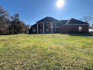 808 Main St W, Mount Vernon, TX 75457