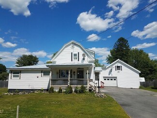 37 Greenwood Ave, Skowhegan, ME 04976