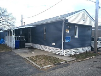 245 Manton St, Pawtucket, RI 02861