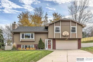 16211 Arbor St, Omaha, NE 68130