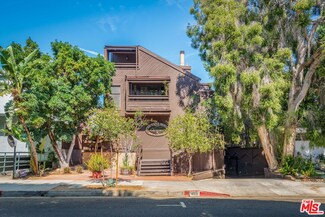 906 N Kings Rd Unit 1, West Hollywood, CA 90069