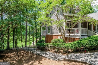 1043B Clubhouse Ln, Greensboro, GA 30642