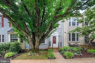 717 Arbor Ct, Warrenton, VA 20186