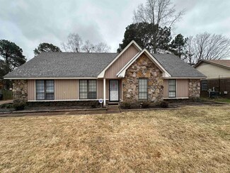 6903 Glenwick Dr, Memphis, TN 38141