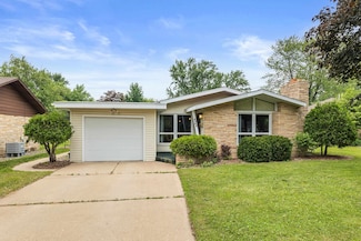 2908 Prais St, Stevens Point, WI 54481