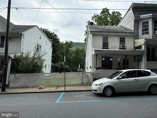 154 W Spruce St, Tamaqua, PA 18252