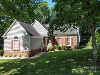 9617 Newby Ln, Matthews, NC 28105