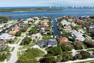 532 Corsair Dr, North Palm Beach, FL 33408
