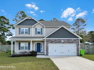 107 Anderson Ave, Holly Ridge, NC 28445