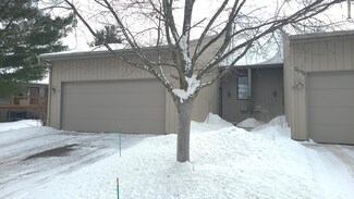 2698 Limestone Ln NE, Grand Rapids, MI 49525