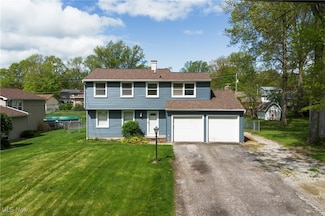 2332 Birch Trace Dr, Youngstown, OH 44515