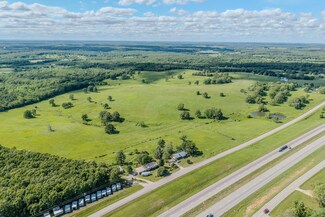 22781 Route 66, Lebanon, MO 65536