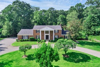 31 Baldwin Farms N, Greenwich, CT 06831