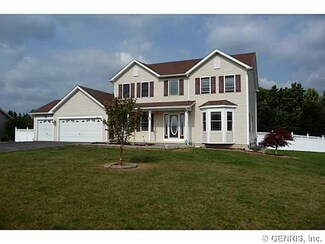 37 Bolton Trail, North Chili, NY 14514