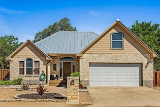 10 Longbow Ln, Wimberley, TX 78676