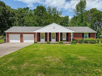 301 Montrose Dr, Madisonville, KY 42431