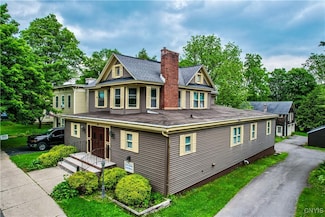 38 Sullivan St, Cazenovia, NY 13035