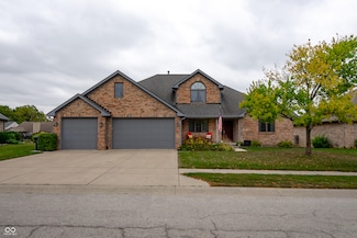 1323 Park Meadow Dr, Beech Grove, IN 46107