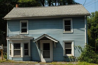 99 South Ave, Pleasant Valley, NY 12569
