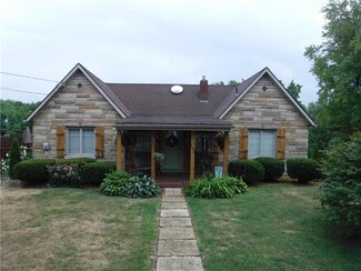 109 Maplewood Dr, Butler, PA 16001