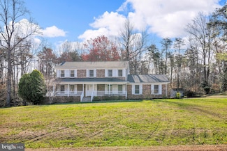 16 Falcon Ct, Stafford, VA 22554