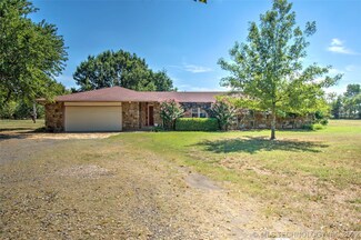 731 E 59th St S, Muskogee, OK 74403
