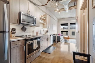 728 3rd St N Unit 302, Minneapolis, MN 55401