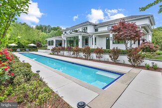 6029 Orris St, McLean, VA 22101