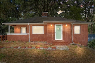 2906 Spring Garden St, Greensboro, NC 27403