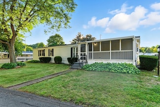 26 Clayton Dr, West Springfield, MA 01089