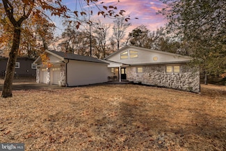 17 W Delaware Trail, Medford, NJ 08055