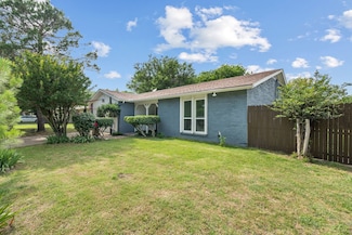 1413 Rockbrook St, Lancaster, TX 75134
