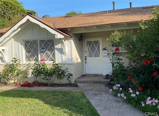 23376 Hartland St, West Hills, CA 91307