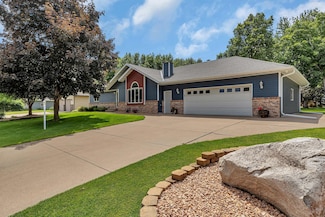 1213 4 1/2 Ave N, Sauk Rapids, MN 56379