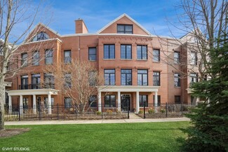2048 Valor Ct Unit 13, Glenview, IL 60026