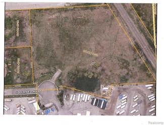 59121 Oasis Center Dr, Lyon Township, MI 48178