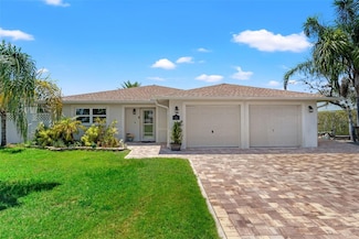 13811 Michelle Ave, Hudson, FL 34667